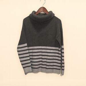 Staccato Gray Striped Turtleneck Size L
